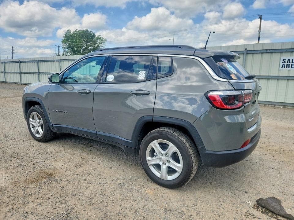 2023 JEEP COMPASS LATITUDE 2