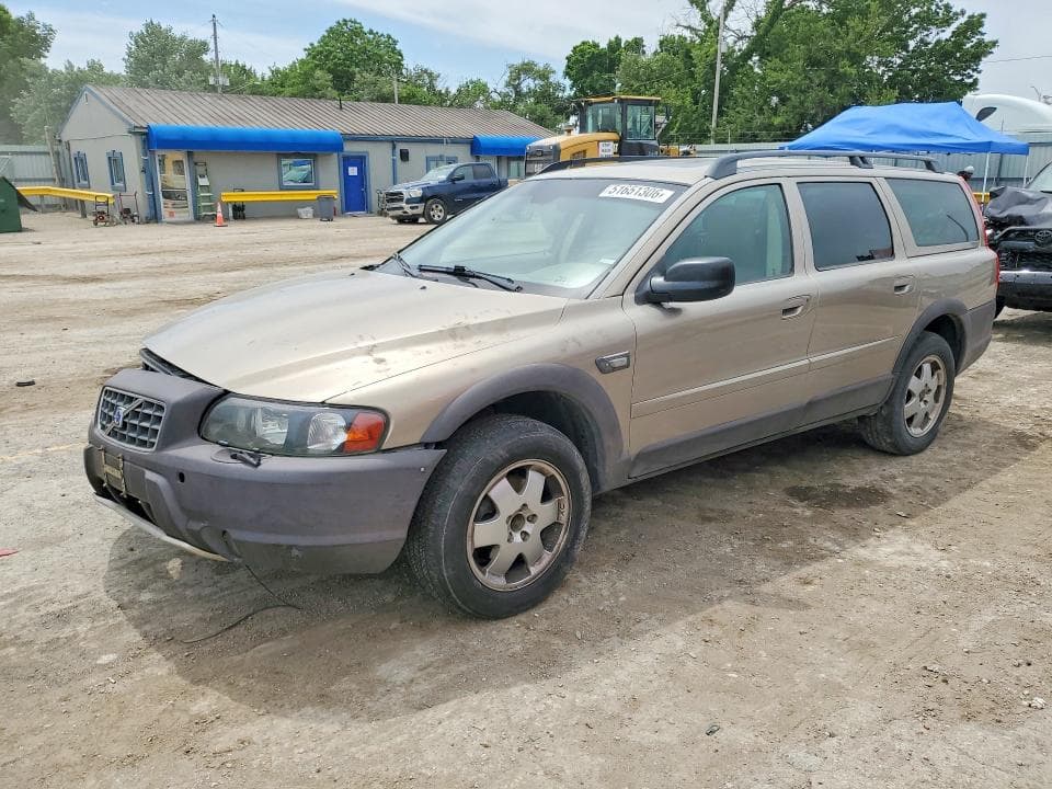 2004 VOLVO XC70