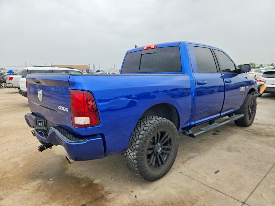 2018 RAM 1500 SPORT 3