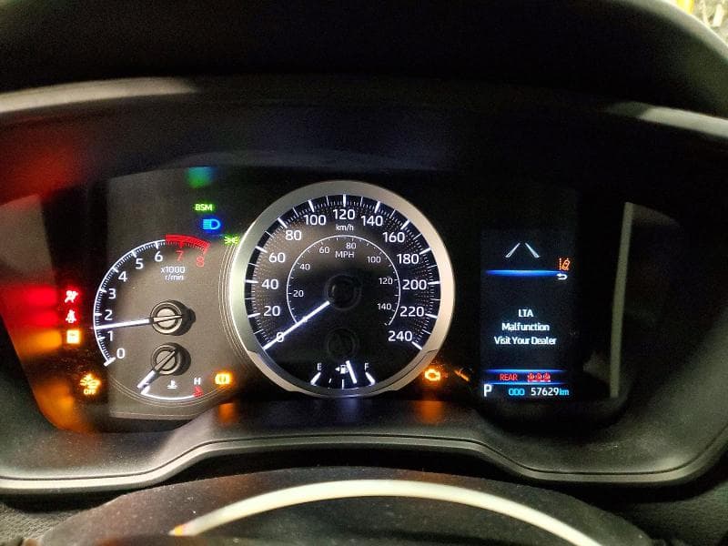 2022 TOYOTA COROLLA LE 9