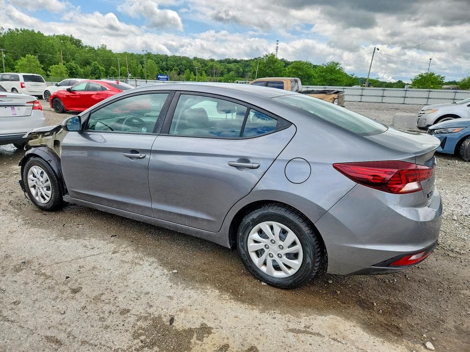 2019 HYUNDAI ELANTRA SE 2