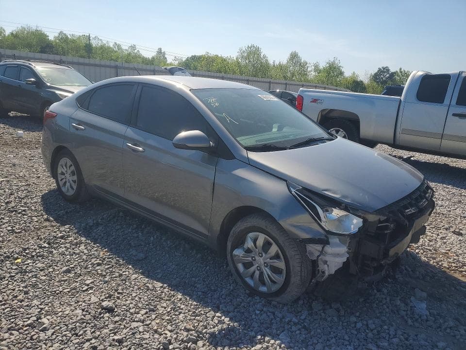 2022 HYUNDAI ACCENT SE 4
