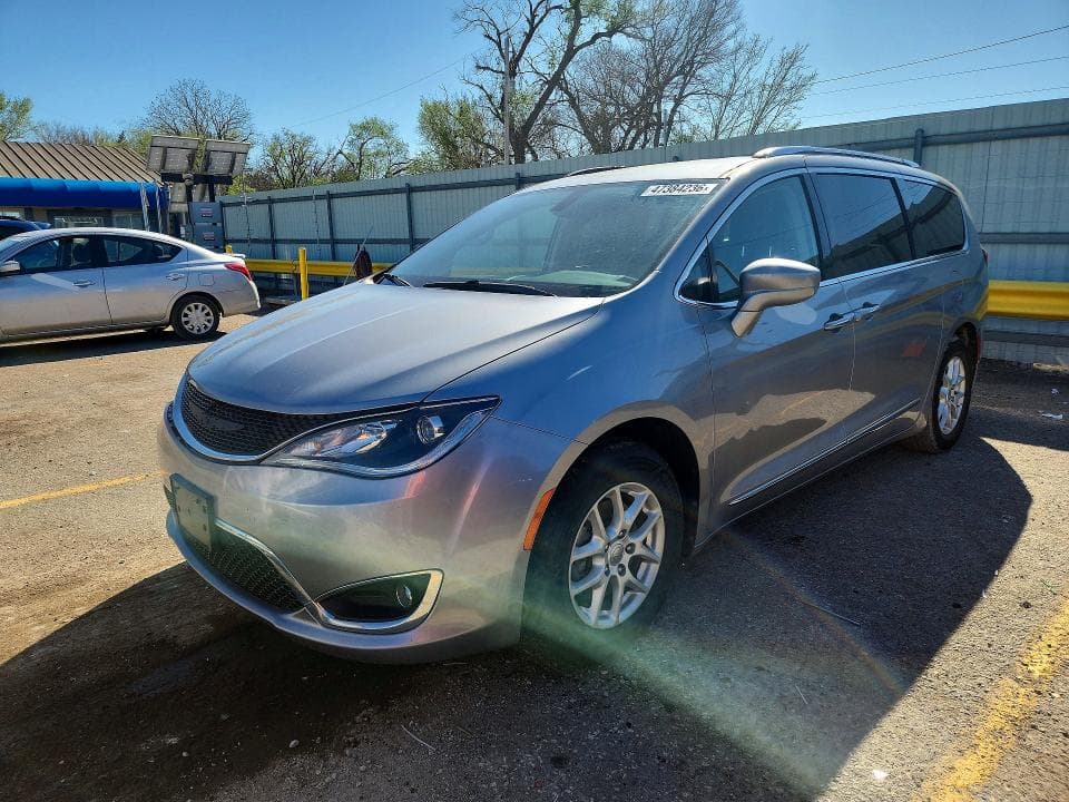 2020 CHRYSLER PACIFICA TOURING L - 1