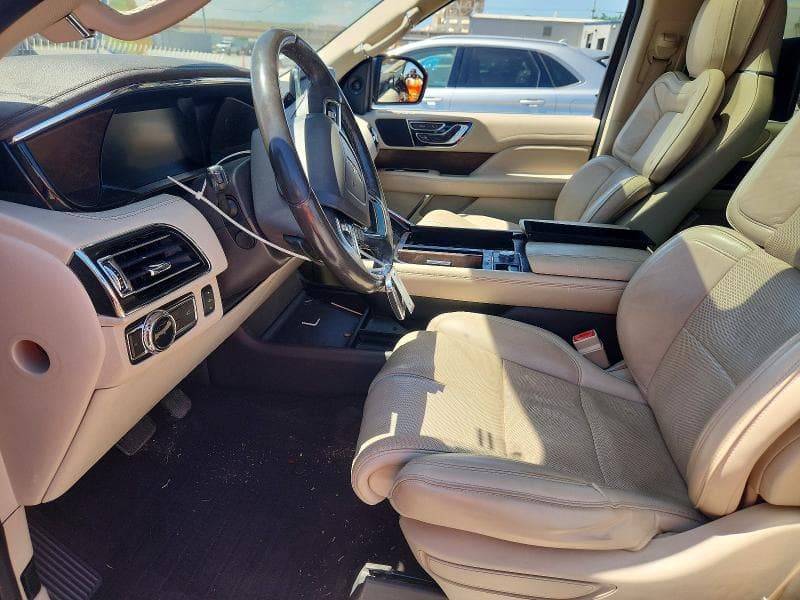 2019 LINCOLN NAVIGATOR SELECT 7