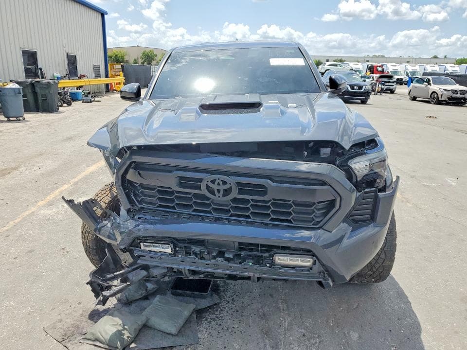 2024 TOYOTA TACOMA TRD SPORT 5