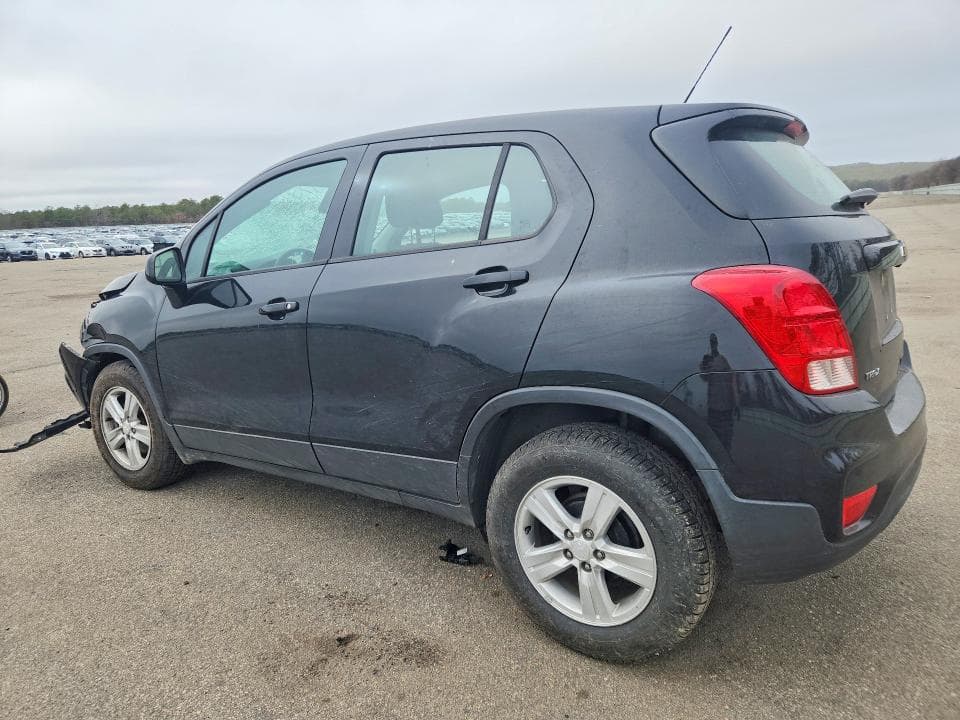 2019 CHEVROLET TRAX LS 2