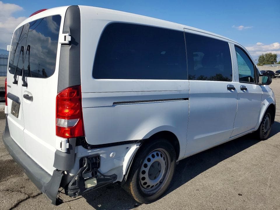 2019 MERCEDES-BENZ METRIS 3