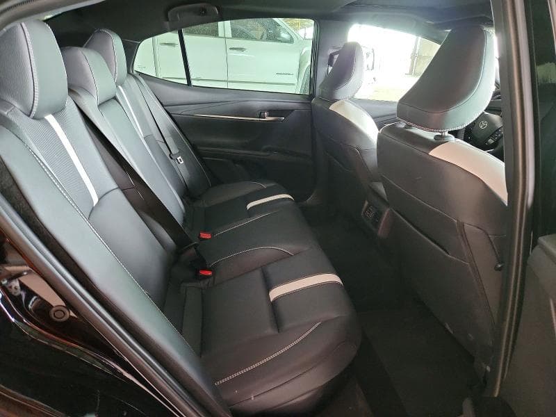 2025 TOYOTA CAMRY SE 10