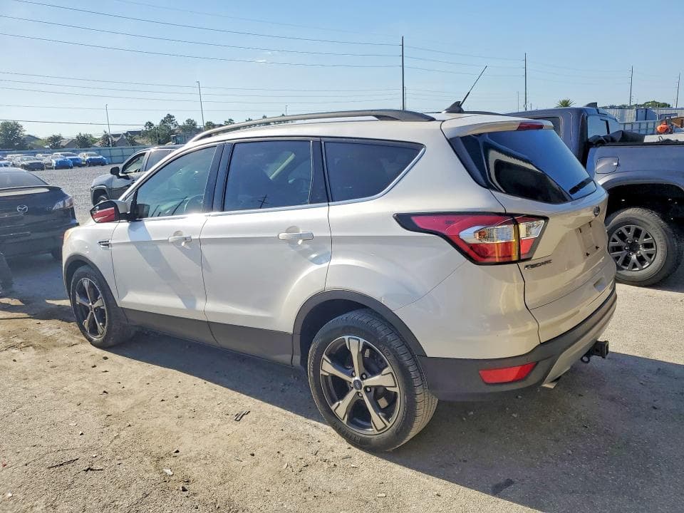 2018 FORD ESCAPE SEL 2