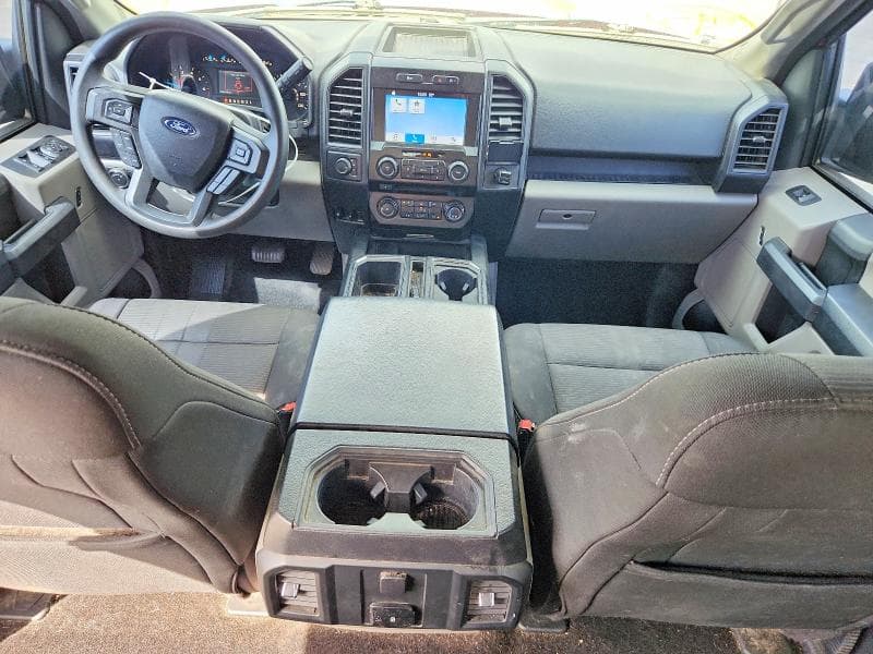 2017 FORD F150 SUPERCREW 8