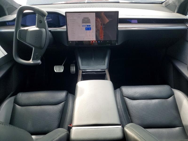 2022 TESLA MODEL X 8