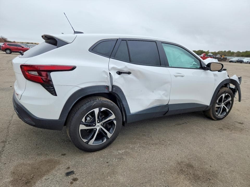 2025 CHEVROLET TRAX 1RS 3