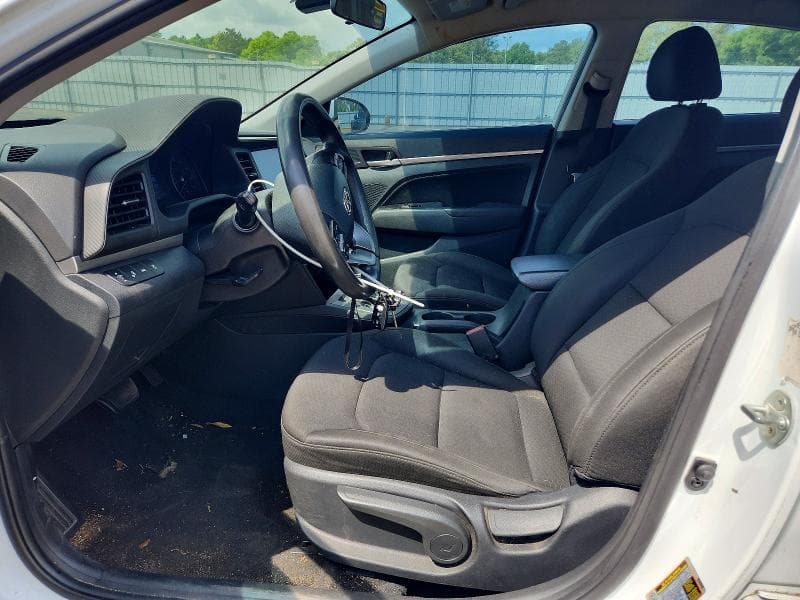 2020 HYUNDAI ELANTRA SEL 7