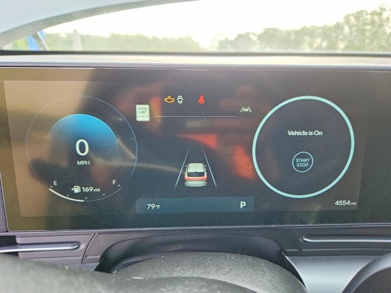 2026 HYUNDAI KONA SEL PREMIUM 9