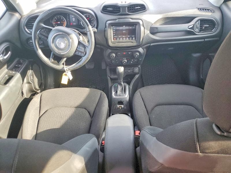 2018 JEEP RENEGADE LATITUDE 8