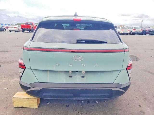 2024 HYUNDAI KONA SE 6