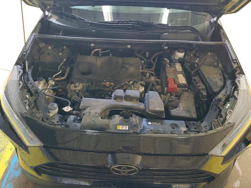 2022 TOYOTA RAV4 LE 12