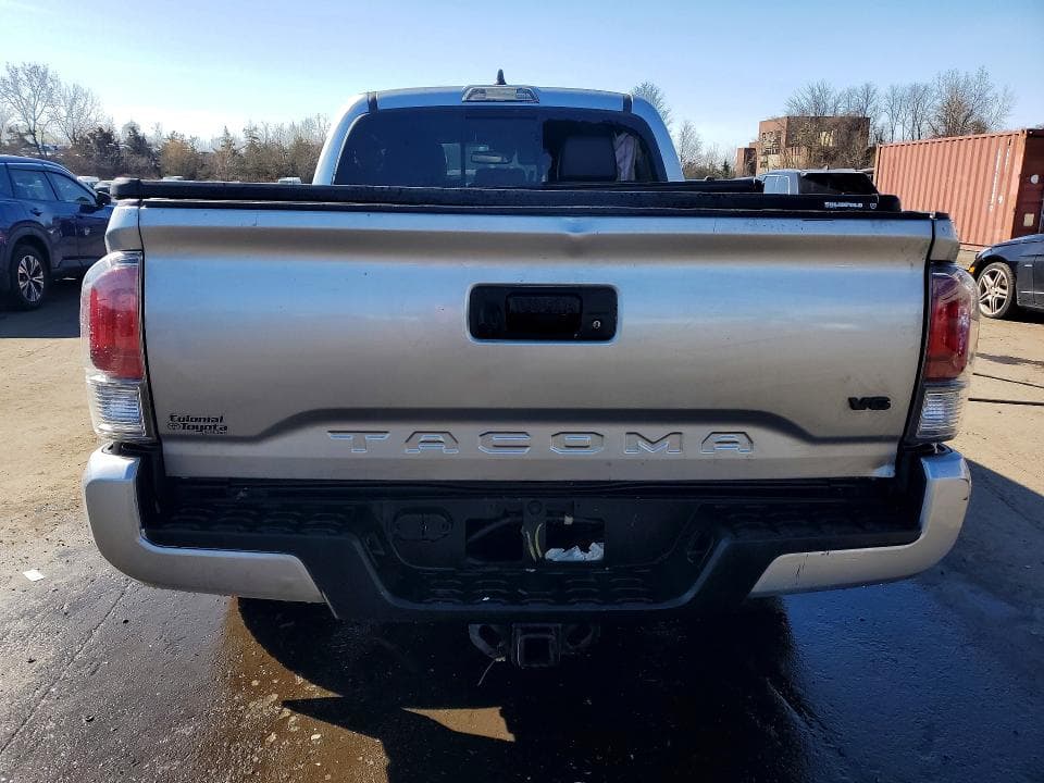 2022 TOYOTA TACOMA TRD SPORT 6