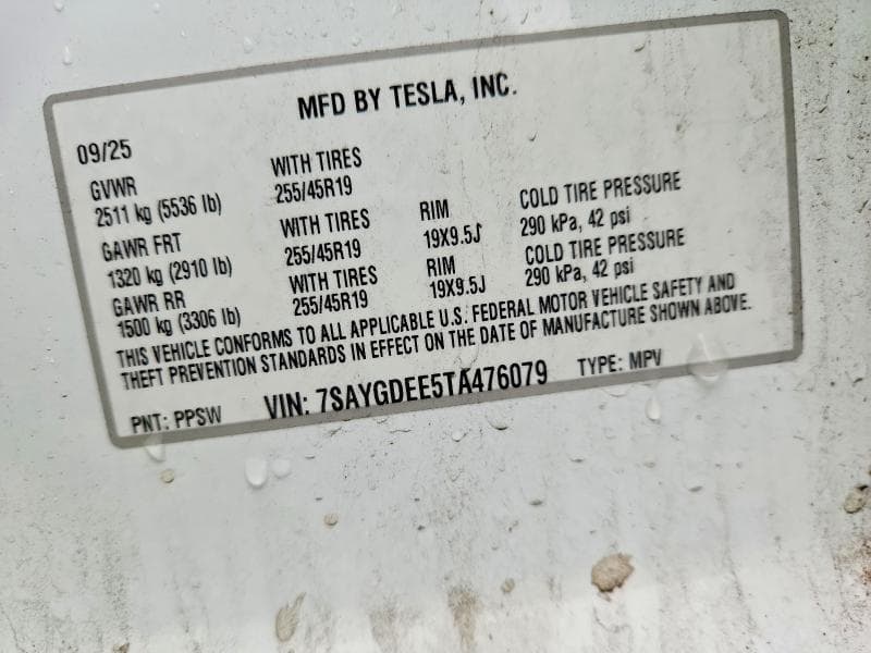 2026 TESLA MODEL Y 13