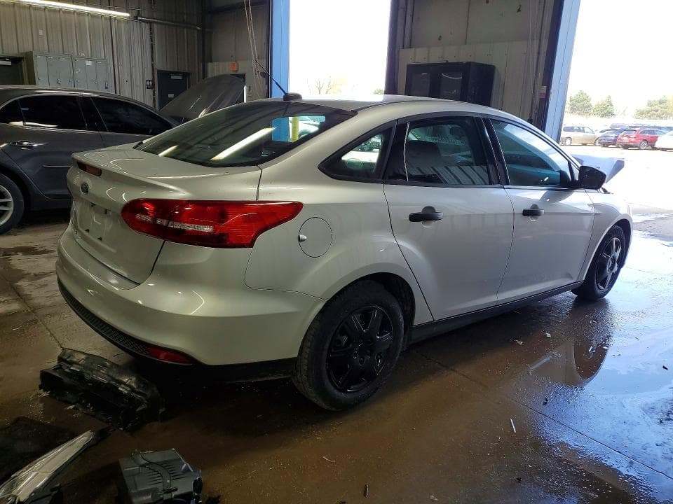 2017 FORD FOCUS S 3