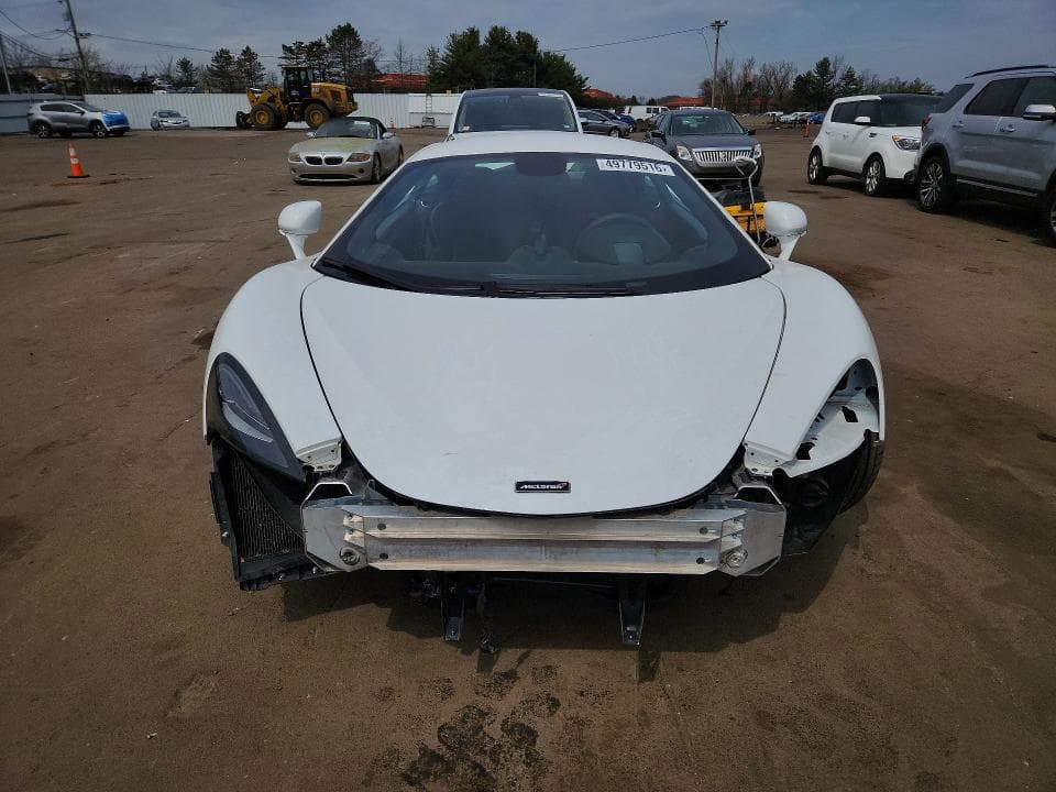 2017 MCLAREN AUTOMOTIVE 570S 5
