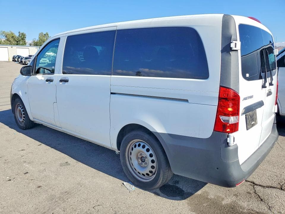 2019 MERCEDES-BENZ METRIS 2