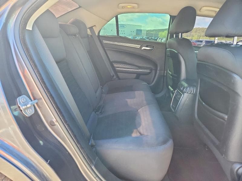 2018 CHRYSLER 300 TOURING 10