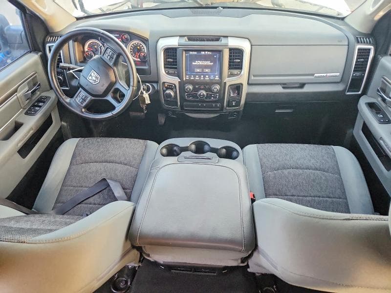 2019 RAM 1500 CLASSIC SLT 8
