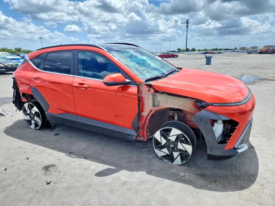 2024 HYUNDAI KONA LIMITED 4
