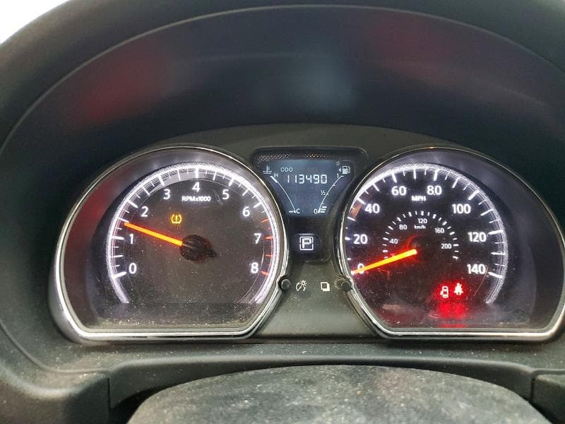 2017 NISSAN VERSA 1.6 SV 9