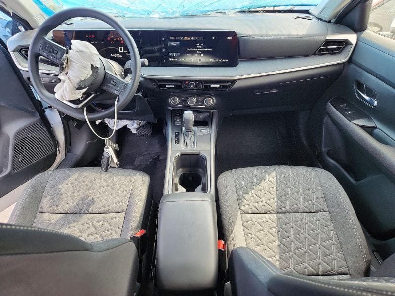 2025 NISSAN KICKS SV 8
