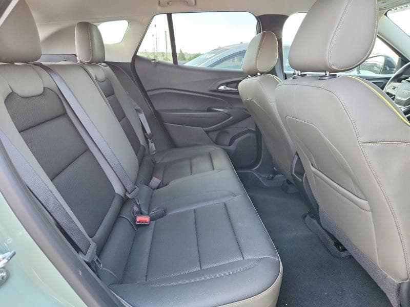 2025 CHEVROLET TRAX ACTIV 11