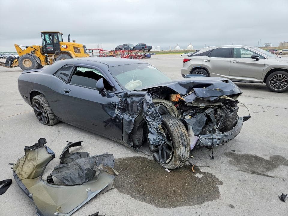 2019 DODGE CHALLENGER R 4