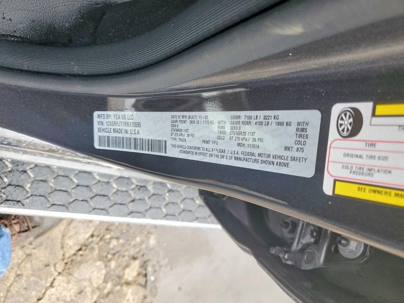 2024 RAM 1500 LARAMIE 12