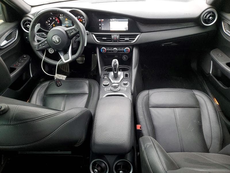 2022 ALFA ROMEO GIULIA 8