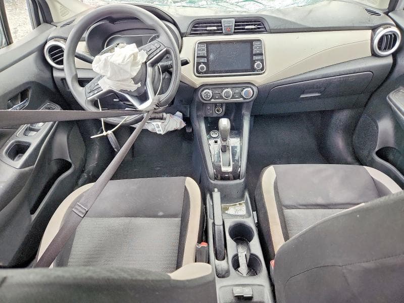 2021 NISSAN VERSA SV 8