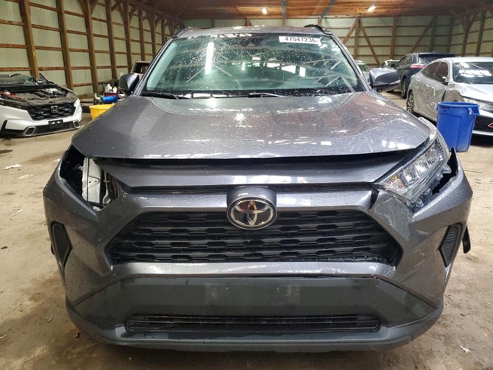 2021 TOYOTA RAV4 LE 5