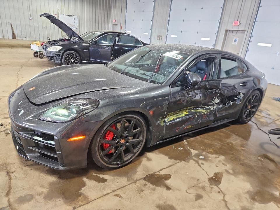 2026 PORSCHE PANAMERA GTS - 1