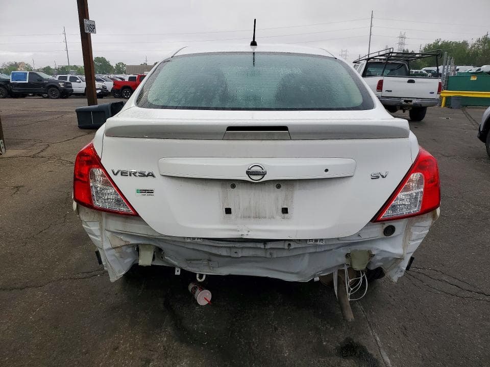 2017 NISSAN VERSA 1.6 SV 6