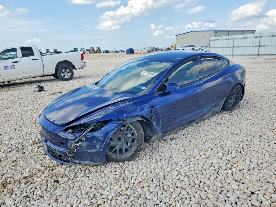 2025 TESLA MODEL 3 - 1