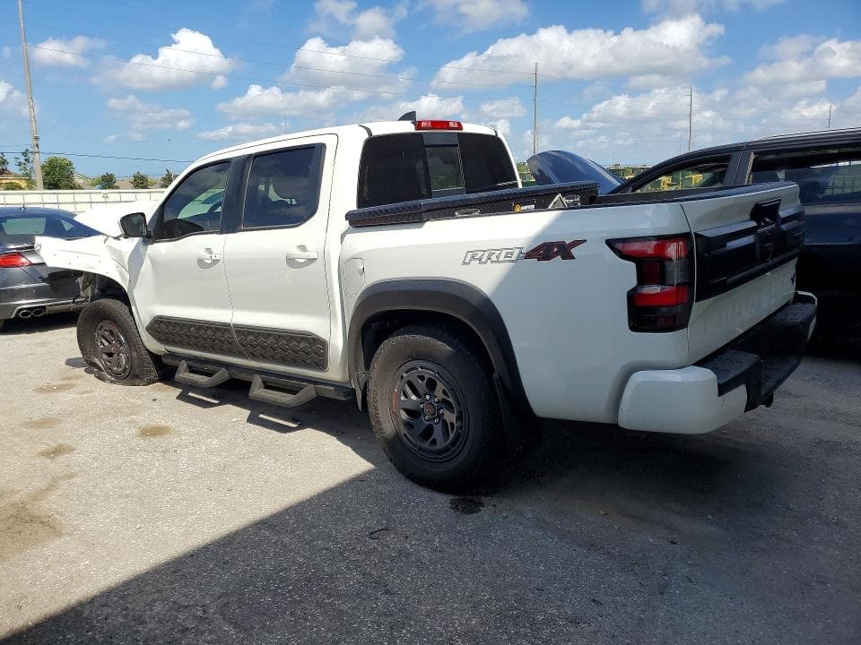 2025 NISSAN FRONTIER PRO-4X 2