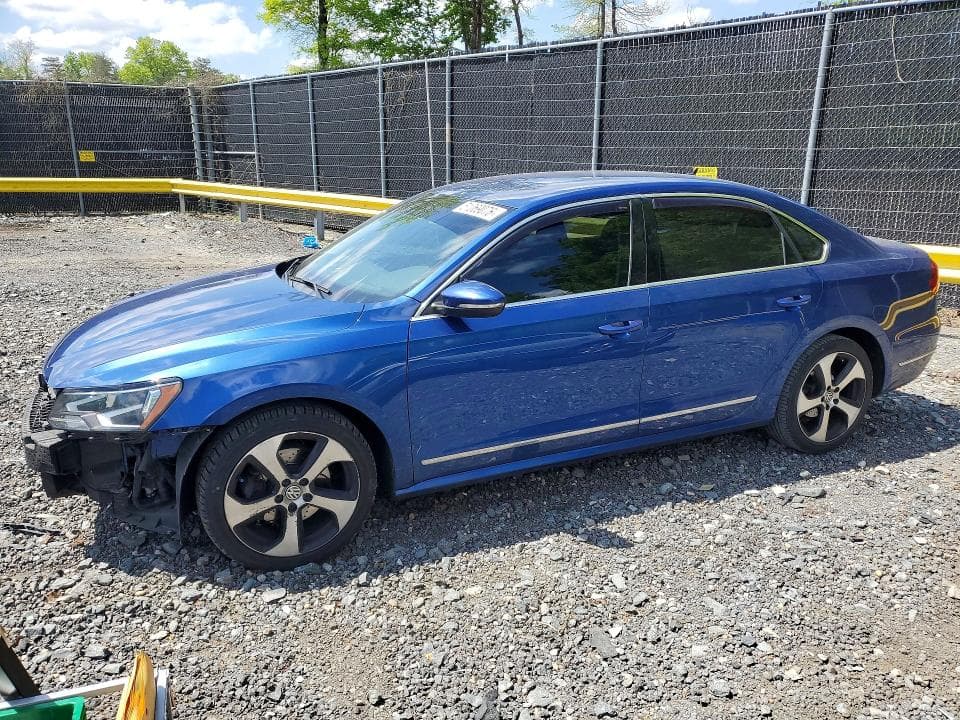 2017 VOLKSWAGEN PASSAT - 1
