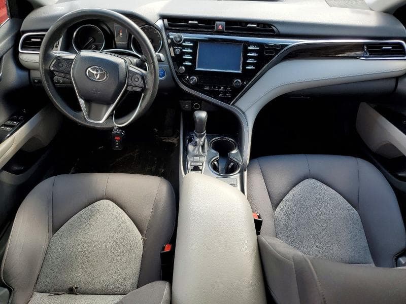 2018 TOYOTA CAMRY LE 8