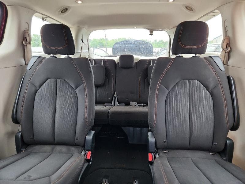 2017 CHRYSLER PACIFICA TOURING 19