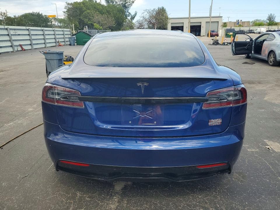 2022 TESLA MODEL S 6
