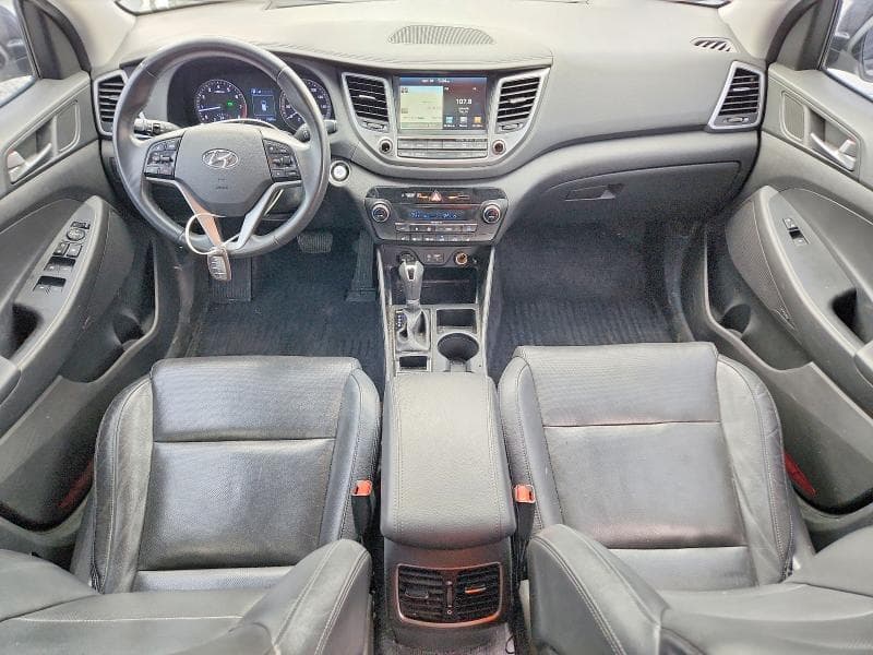 2017 HYUNDAI TUCSON SE PLUS 8