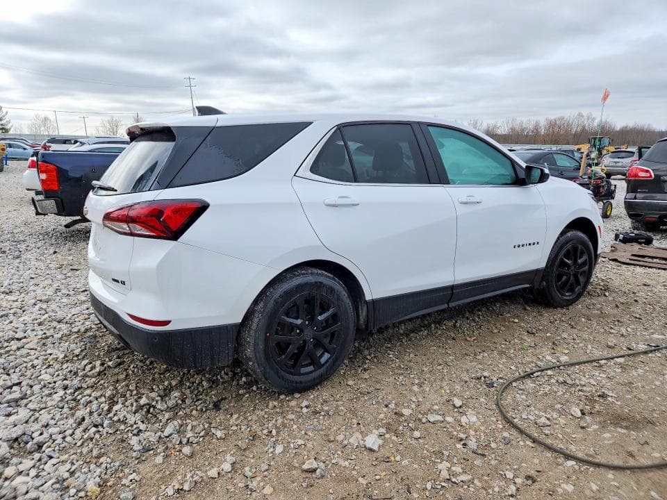 2022 CHEVROLET EQUINOX LT 3