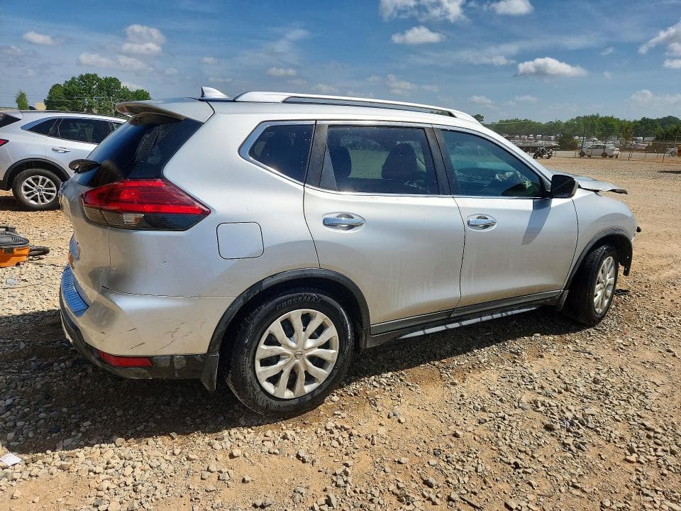 2017 NISSAN ROGUE S 3