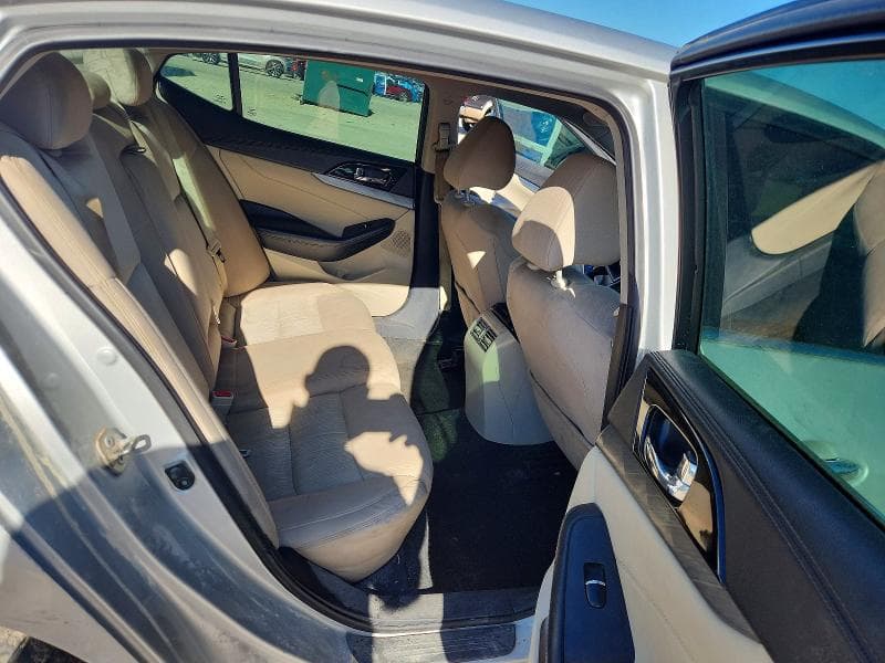 2017 NISSAN MAXIMA 3.5 S 10