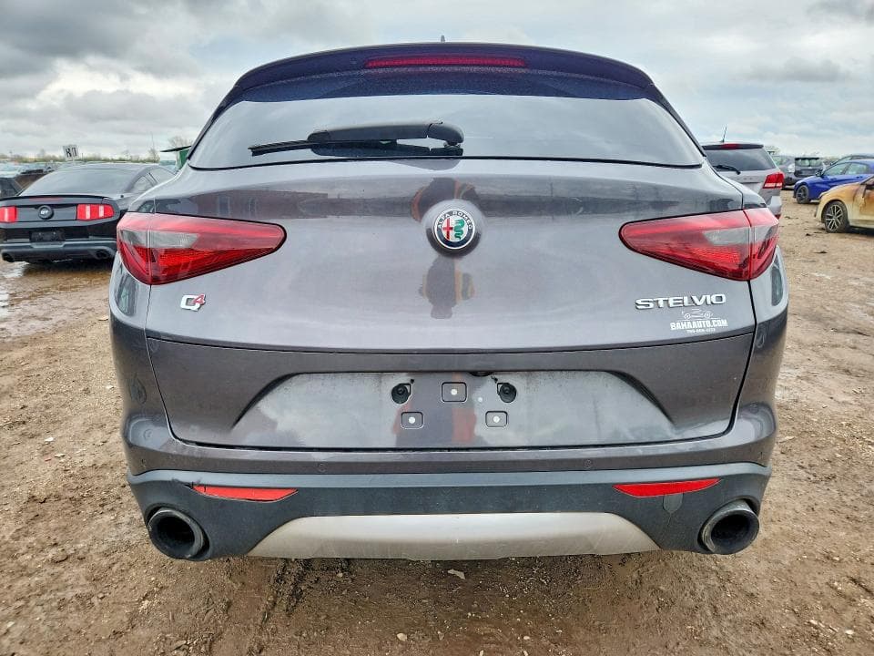 2018 ALFA ROMEO STELVIO TI SPORT 6